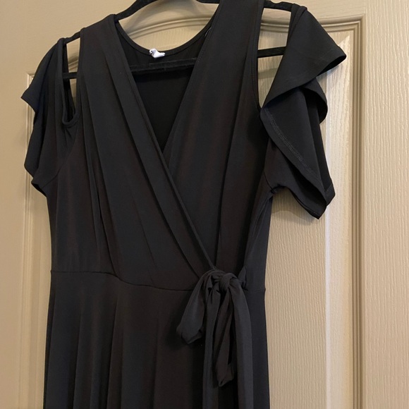 Pinkblush Maternity Cutout Sleeve Side Tie Dress Size 1x - Picture 3 of 3